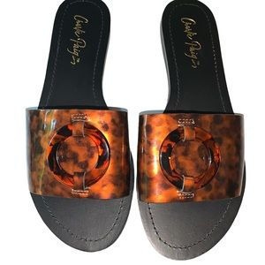 🆕 Charlie Paige Diane Buckle Slide Sandals in Tortoiseshell - 6